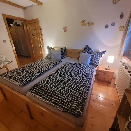 Am Fluss, Zentrale Lage 巴特奥塞