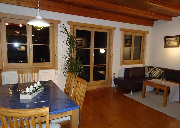 Am Fluss, Zentrale Lage 度假居 *